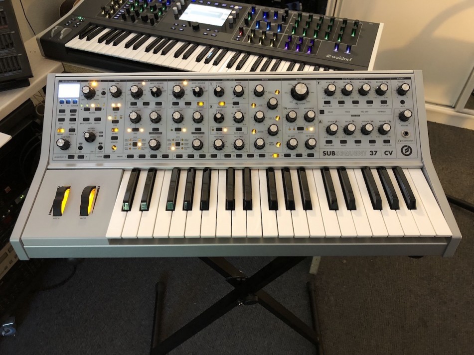Moog Subsequent 37 CV monophonic analog synthesizer Gearjunkies