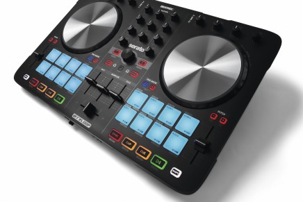 Reloop Beatmix series now available in black edition.