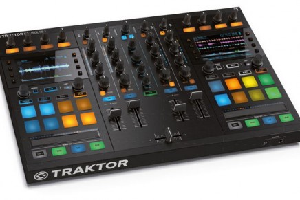 Dutch webshop bax-shop shows the new NI Traktor Kontrol S5