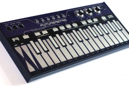 New Future Retro FR-512 Touchplate Keyboard in the Works