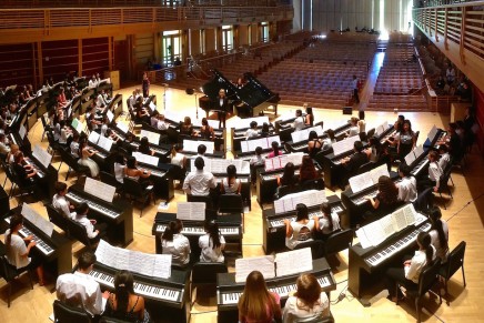 Roland Joins with Classical Piano Sensation Lang Lang for Celebrated 101 Pianists Event