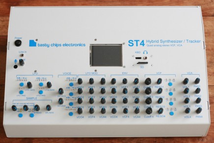 ST4 : Hybrid Synthesizer/Tracker