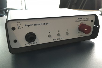 Rupert Neve Designs RNHP headphone Amplifier – Gearjunkies review