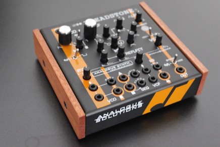 Analogue Solutions spreads synthBlocks series wings with tiny Treadstone true analogue mono synth