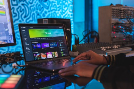 Native Instruments launches Sounds.com – the daily source for loops and samples