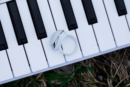 Enhancia launches MIDI ring controller Neova on Kickstarter