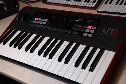 Gearjunkies video – IK Multimedia UNO Synth Pro sounds