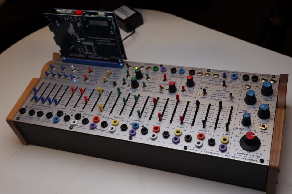Gearjunkies video – The Buchla Easel Command 208C