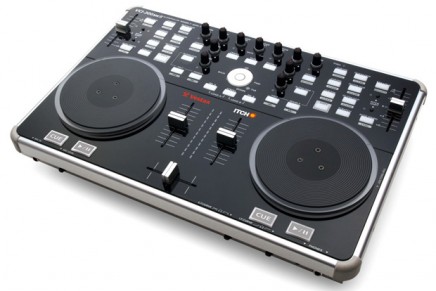 Vestax introduces MKII of the VCI-300 Controller