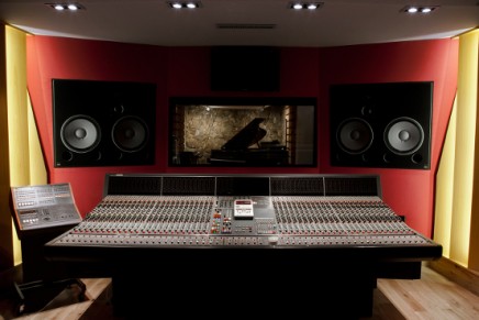 Question de Son studio Paris Choose Amadeus for Acoustics and Monitoring