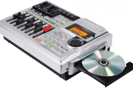 New VF80EX and VF160EX multitrackers from Fostex